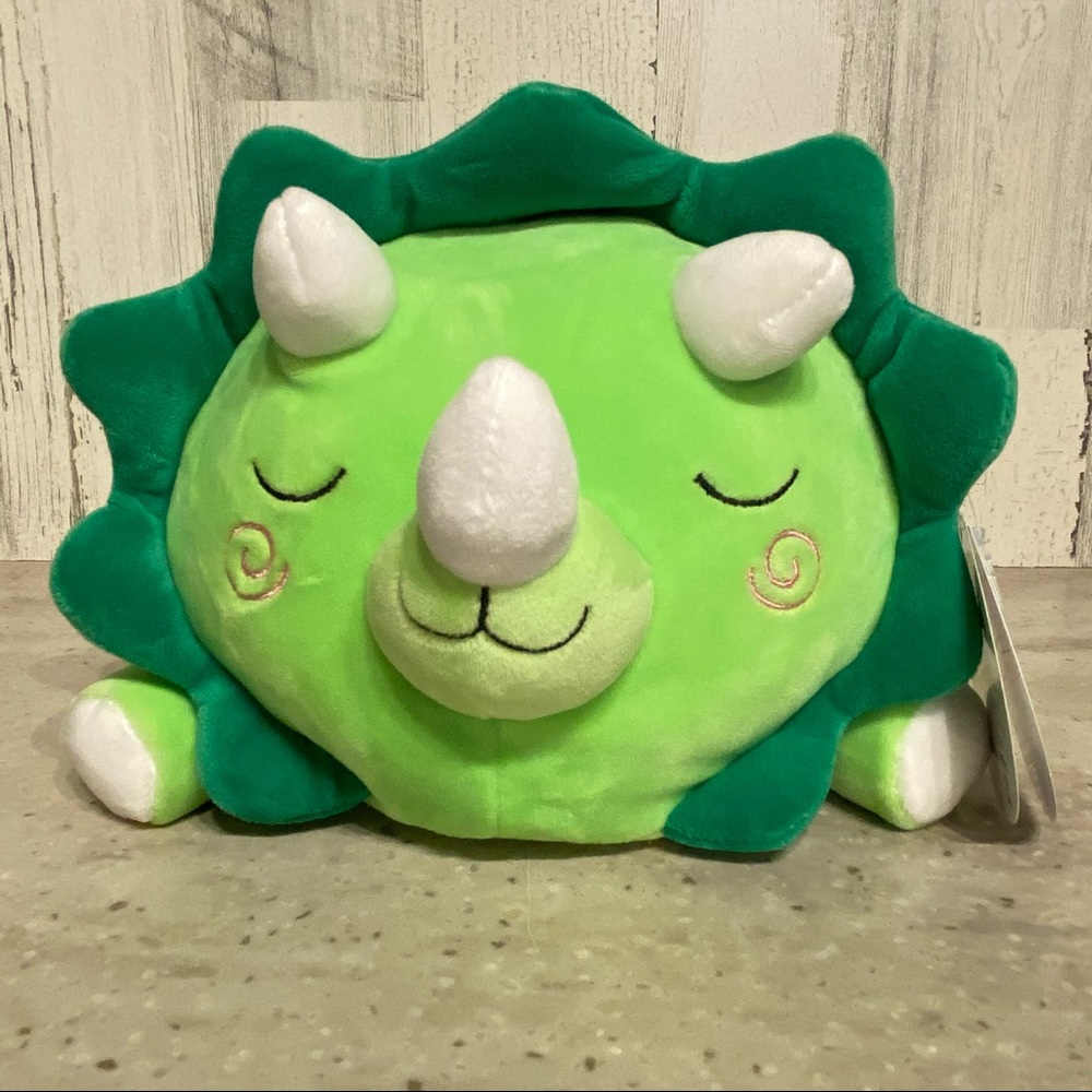 DINO “Tristan” Laying Squishmallow 9” NWT